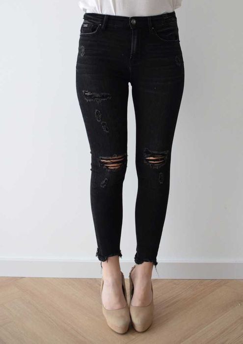 Stradivarius  spodnie rurki  czarne 36 s wysoki regular waist stan