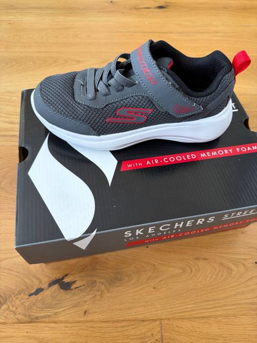 Дитячі кросівки Skechers