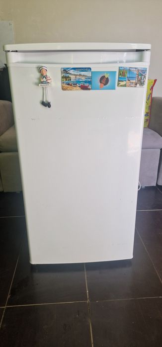 Mała lodówka 84cm