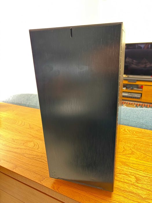 Computador AMD Ryzen 9 5950X + 128GB DDR4 + AMD Radeon 9070 XT 16GB