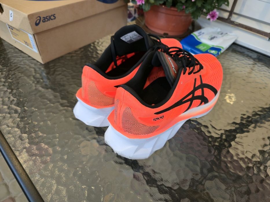 Кроссовки Asics Tokyo Novablast, р.44