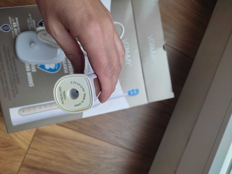 Szczoteczka soniczna do zębów Vitammy Platinum