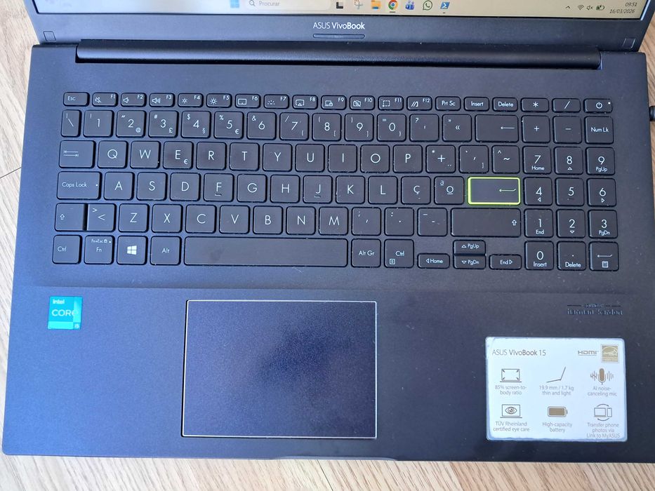 Asus Vivobook 15 | Intel i5 | 8GB RAM | 256GB