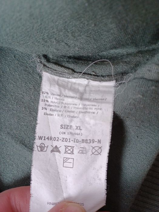 Sweter Guess ze streczem oryginalny XL