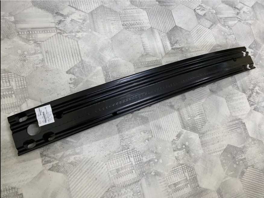 Крыло Рог 33 передні крила Nissan Rogue T33