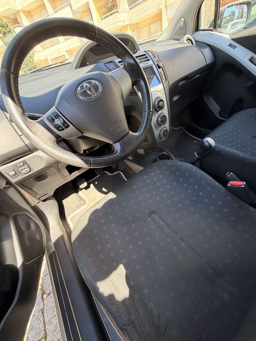 Toyota Yaris — fotografia 6