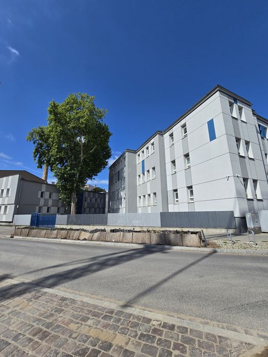 wynajme kawalerkę dla osób studiujacych