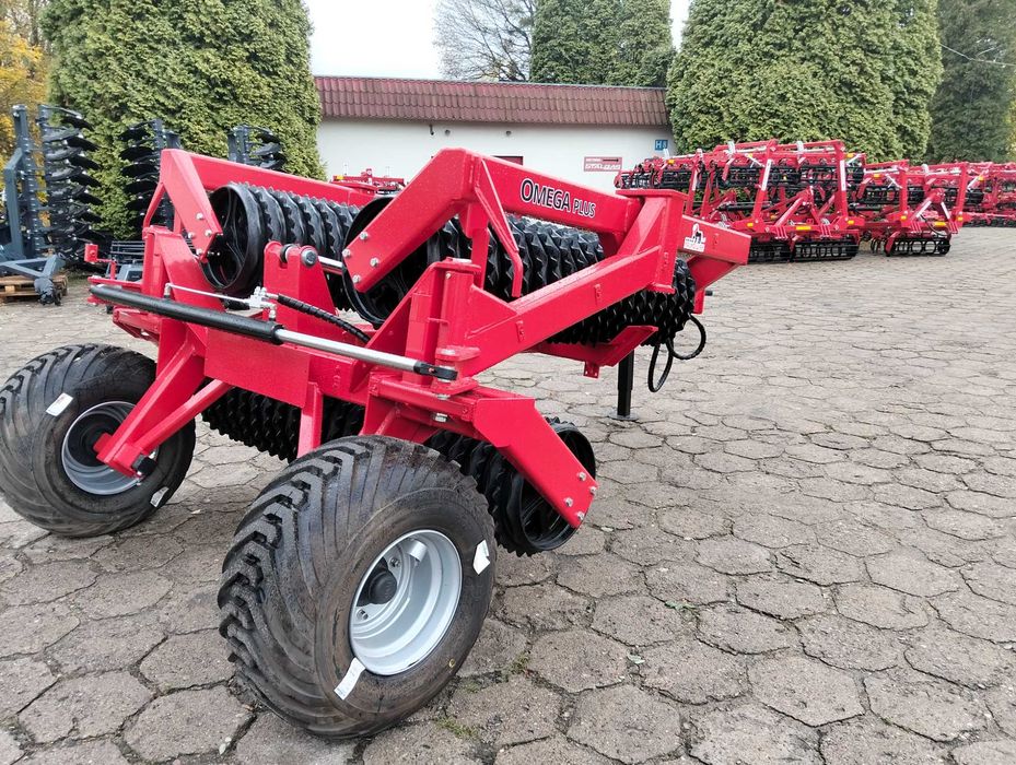 Wał uprawowy Omega Plus H 6,2 Cambridge 530 Krukowiak popokazowy