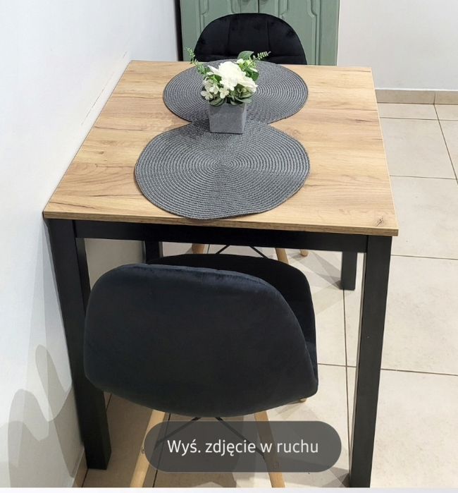 Stół + 2 krzesła