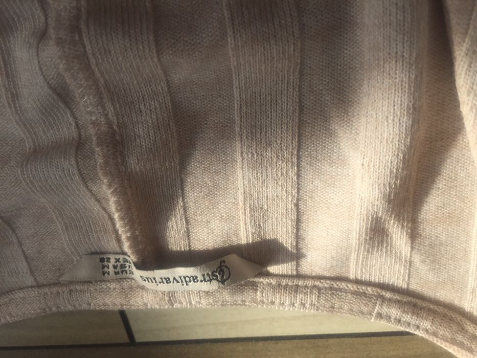 Sukienka Stradivarius Midi Beżowa