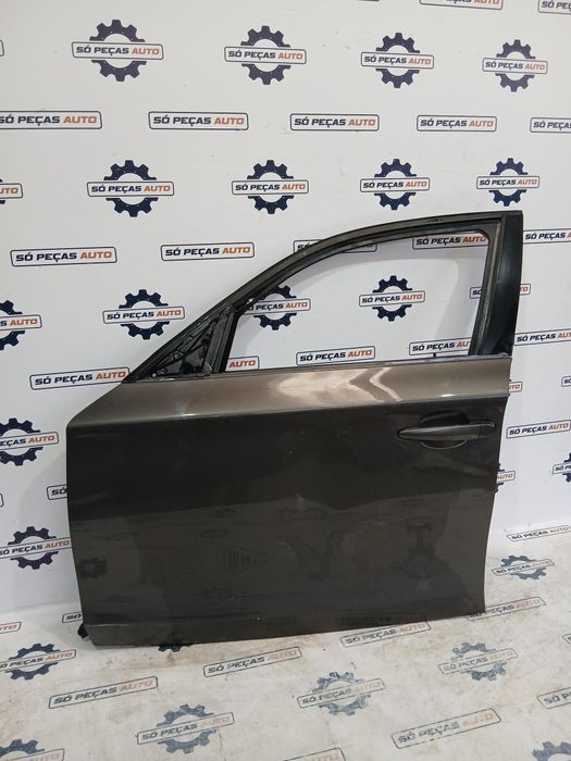 PORTA FRENTE ESQUERDA  BMW E87 2.0D 118D 2007-2011 ANO: 2008