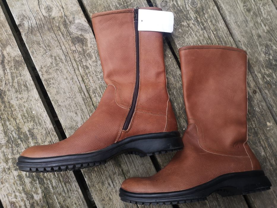 Buty  Pollini wysokie miękka skórka