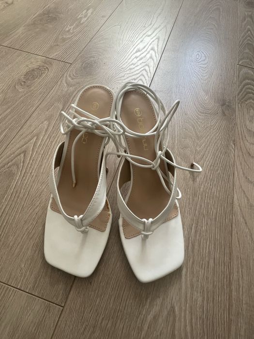 Босоніжки 39 розмір boohoo