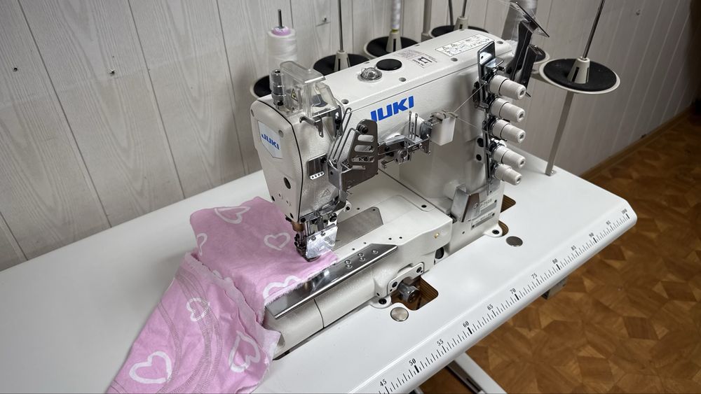 Renderka Juki MF-7523 Jak Nowa 2-3 igłowa Dwuigłówka drabinkowa Servo 230V Rozstaw 6,4mm