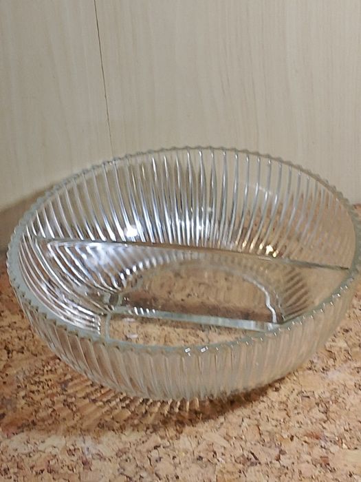 Misa dzielona szklana