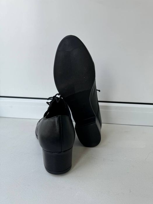 Продам ботиночки б/у