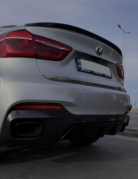 Комплект обвес  М перфоменс для BMW  X6 F16 губа накладка спойлер