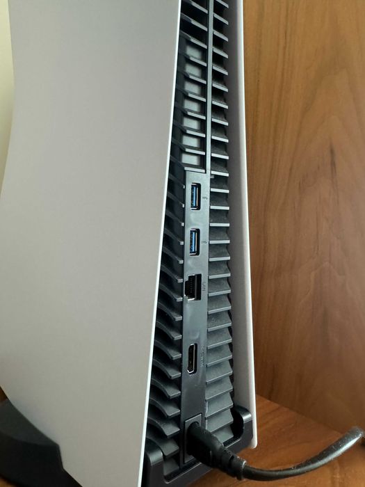 Playstation 5  825gb + 3 jogos