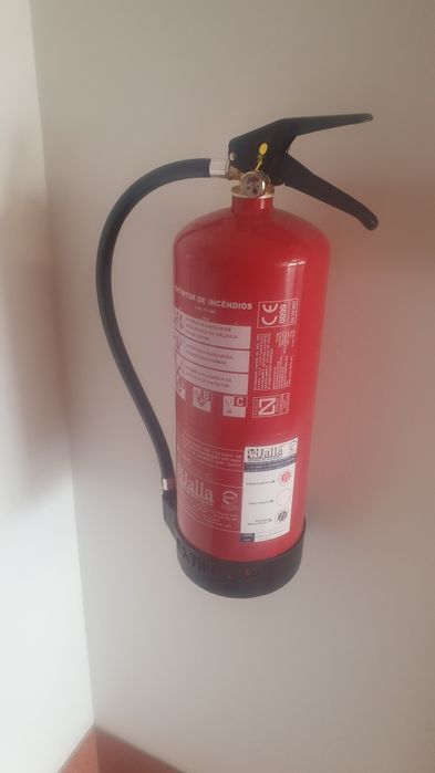 Extintor ABC 6kg Pó