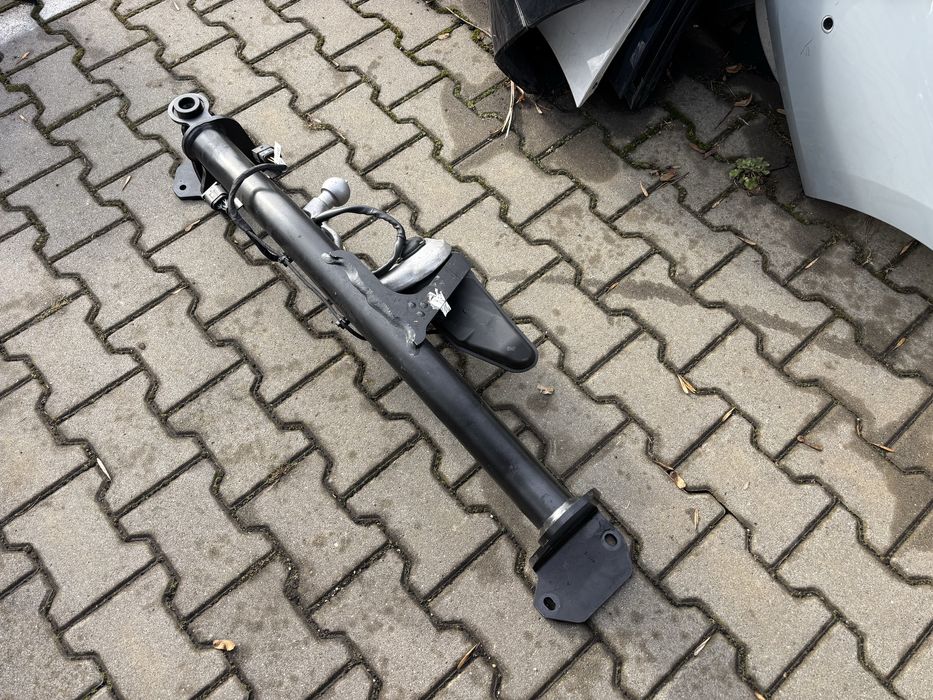 hak BMW X2 U10 oryginał 2024R DEMONTAŻ