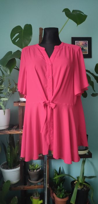 Elegancka czerwona koszula