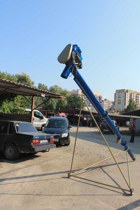 Шнековий навантажувач (погрузчик, загрузчик, конвейєр)  в трубі, гнучк