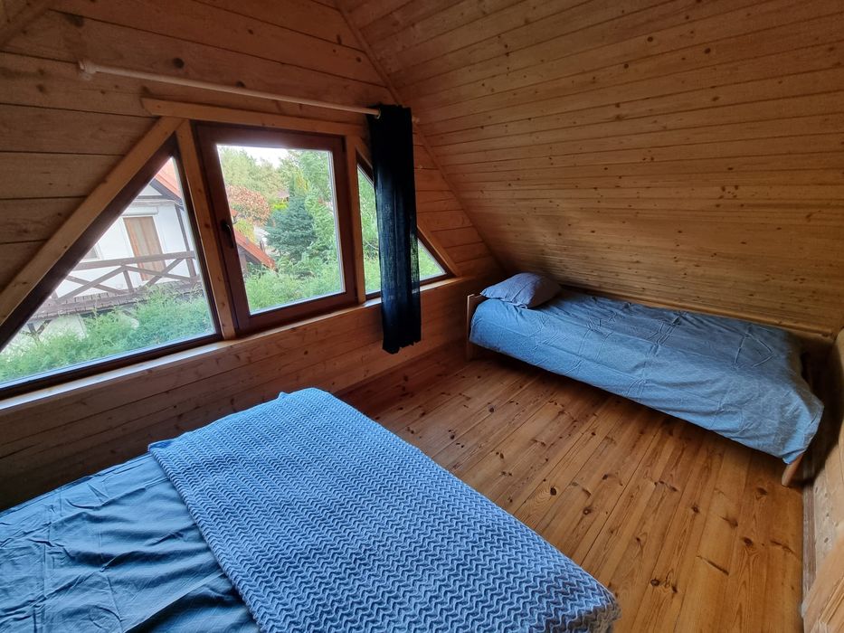 Domek nad jeziorem  na Mazurach Caloroczny Kominek linia brzegowa