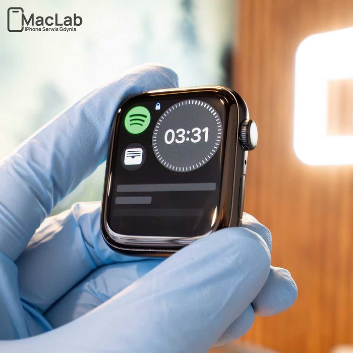 Wymiana szybki Apple Watch | MacLab Serwis Gdynia Trójmiasto