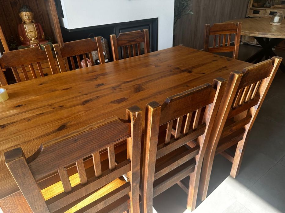 Mesa  de jantar com 8 cadeiras