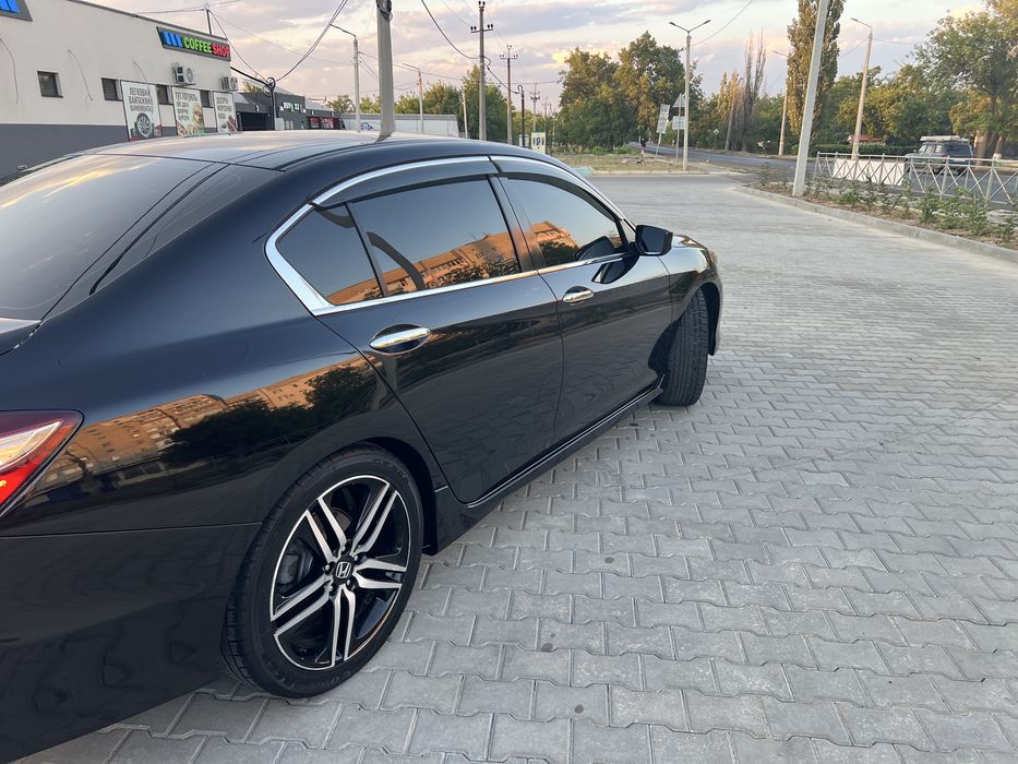Продам Honda accord 9 sport