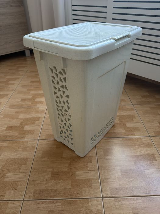 Duży kosz na pranie