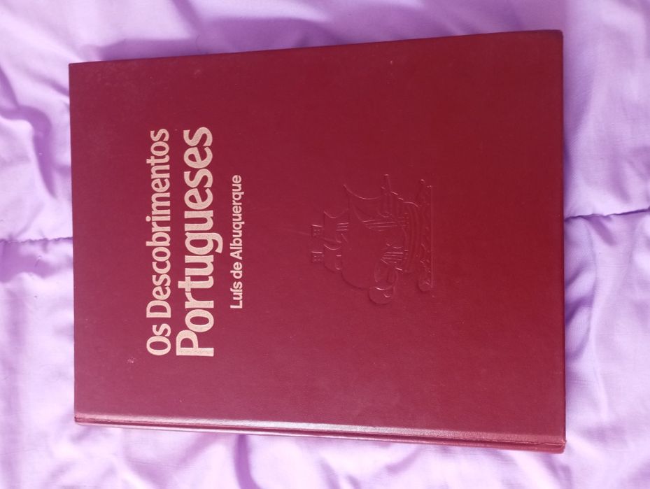 3 volumes da história de Portugal e os Descobrimentos portugueses