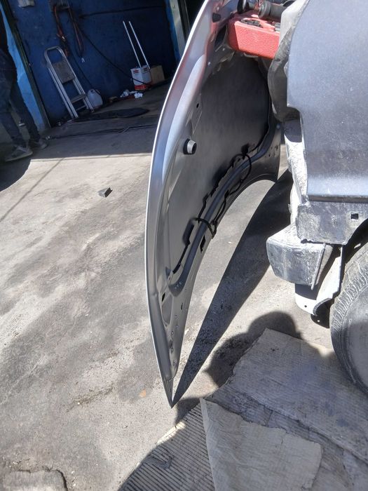 Capot citroen C4