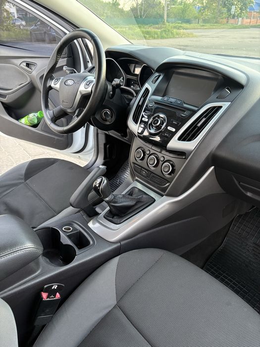 Ford Focus 2012 VIN WF0KXXGCBKCC21674 фото оголошення 8 з 8