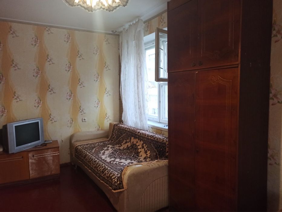 Сдам 1к квартиру на Лазурной! Длительно!