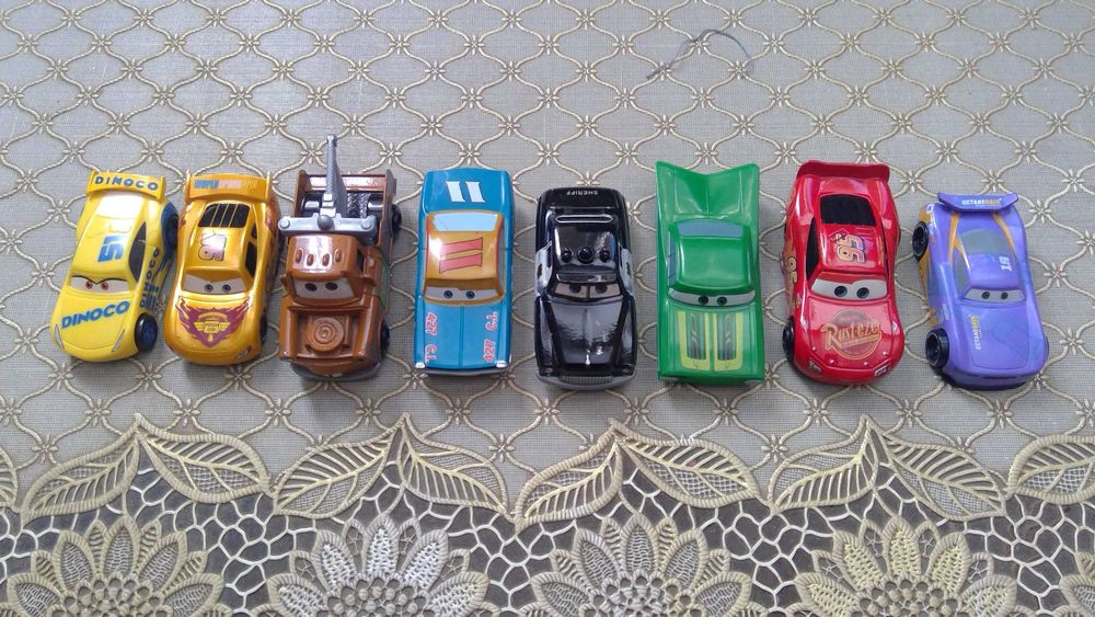 Mattel Тачки Маквин мини и стандарт