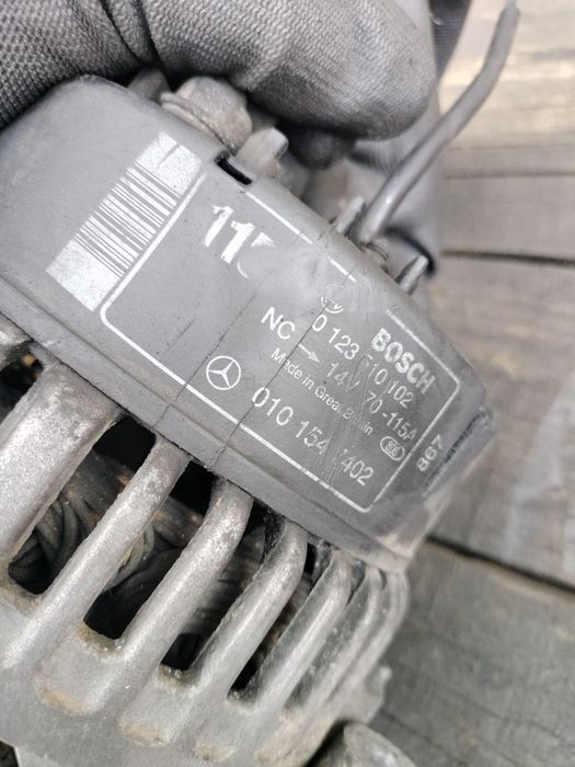 Генератор Mercedes Vito W638 2.3D Sprinter 2.9 115A 0101547402
