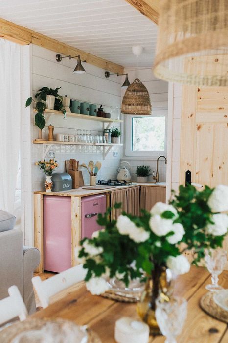 Domki w drzewach blisko Warszawy, 70 m od domku leśne spa.