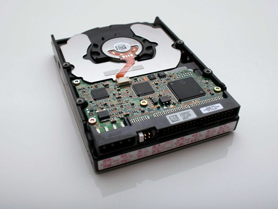 Odzyskiwanie utraconych danych LAPTOPY DYSKI PENDRIVE KOMPUTERY