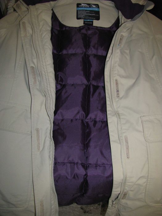 Жіночий пуховик TRESPASS.