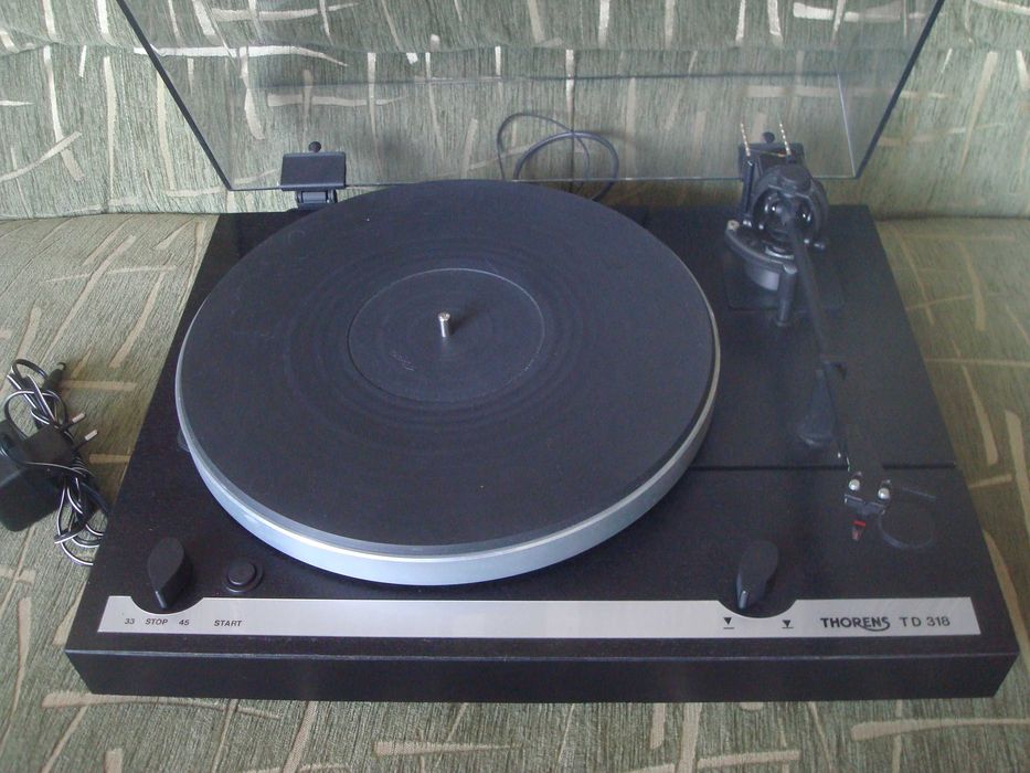 Продам проигрыватель пластинок