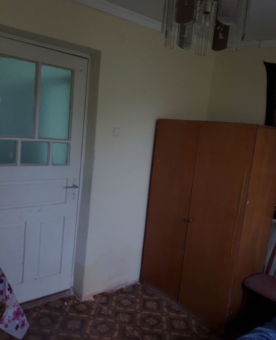 Продається однокімнатна квартира поблизу центру Чорткова.