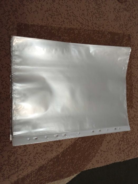 Продам 50 файлів А4, скрепки та підставку для ручок, олівців