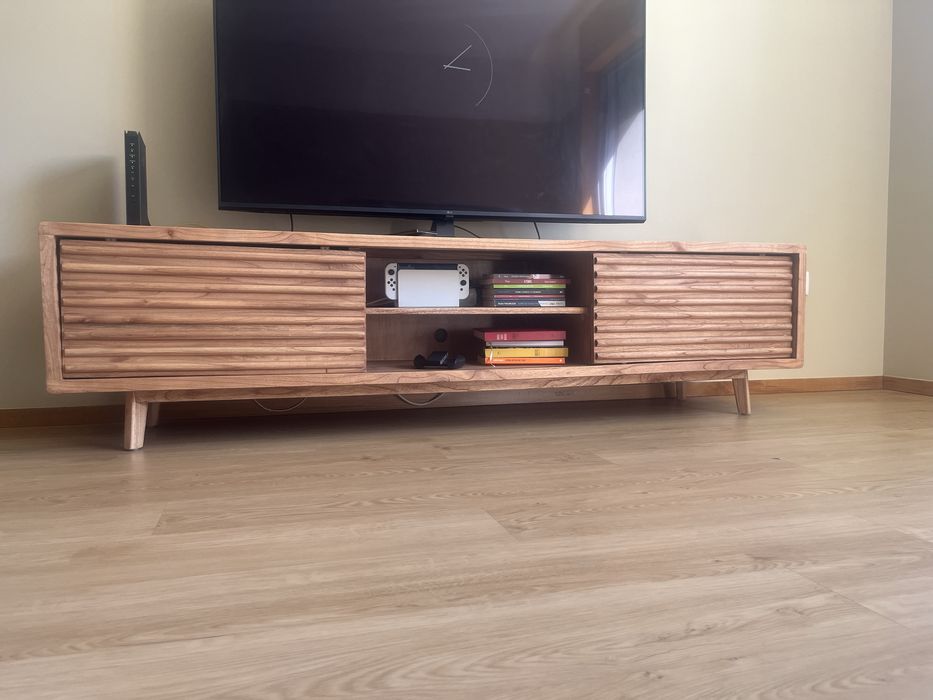 Móvel de TV de madeira - SKLUM - Como novo