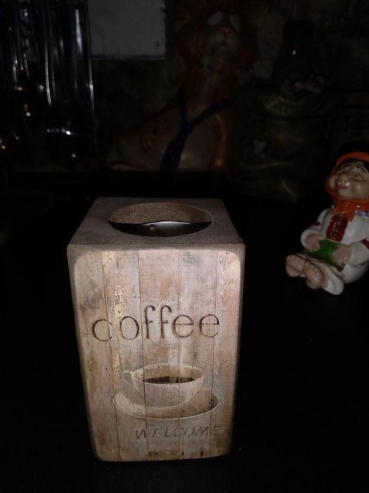 Подсвечник деревянный