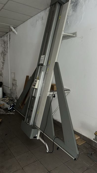 Guilhotina Vertical NEOLT Sword 310cm