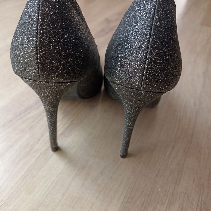 Buty szpilki brokat szare 40