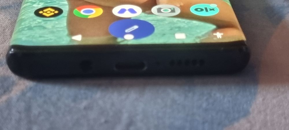 Motorola edge 5g xt2063-4 6/128 дисплей