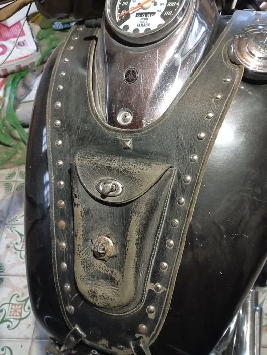 Продам накидку на мото бензобак(Галстук)