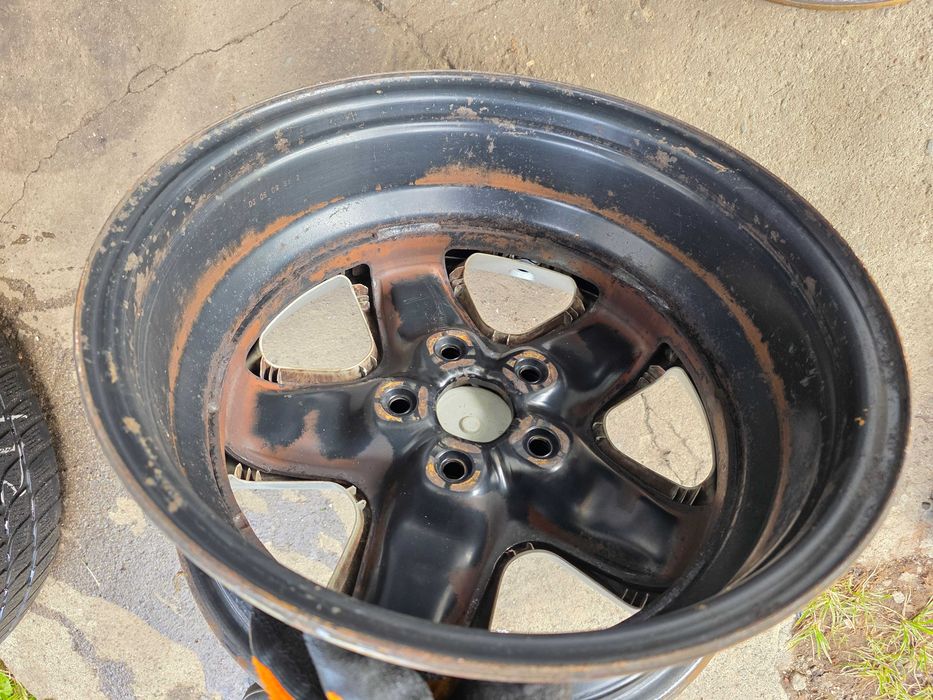 Oryginalne felgi stalowe strukturalne VOLKSWAGEN GOLF TOURAN 16" 5x112 ET 50 VW